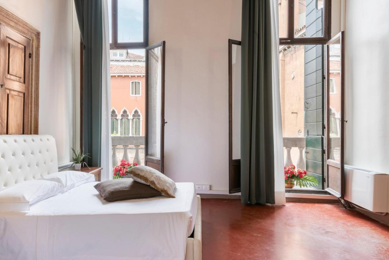Venice Luxury Apartments Luaran gambar